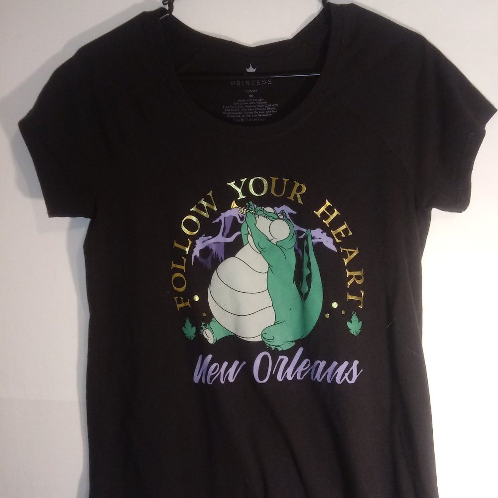⭐Disney Princess and the Frog T- Shirt Medium⭐